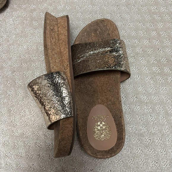 Sandals - Picture 2 of 5